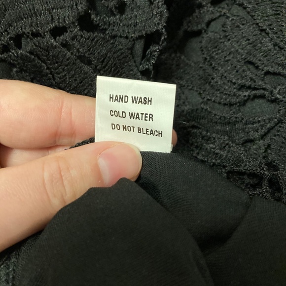 LAST CHANCE! Flora Ashley Black Lace Blouse - Picture 7 of 7